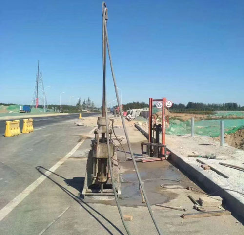 镇康公路高聚物注浆加固